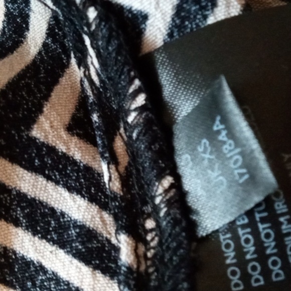 By Anthr Striped Midi Dress - Picture 6 of 7